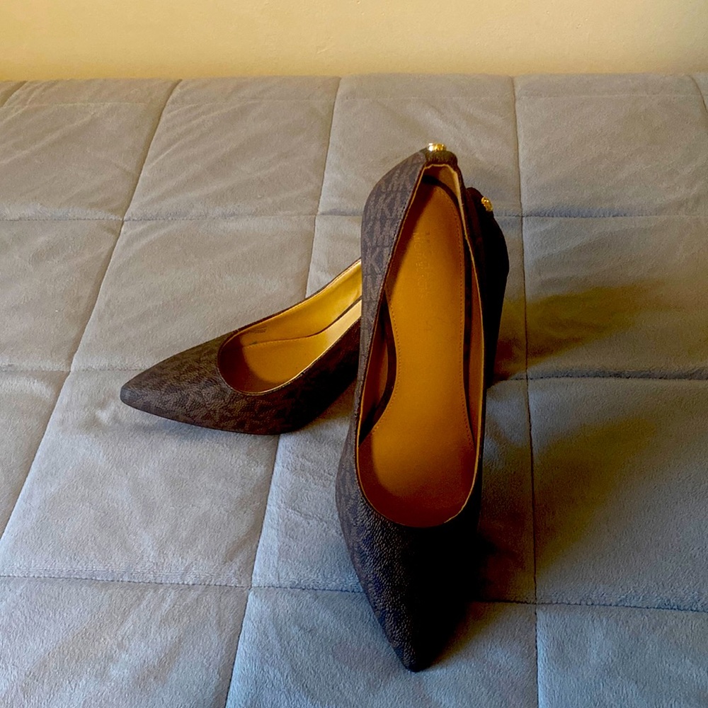 Michael Kors Signature logo High Heels